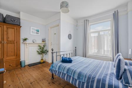 5 Bedroom.JPG