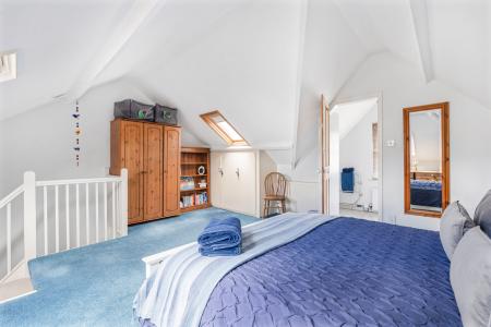 9 Bedroom.JPG