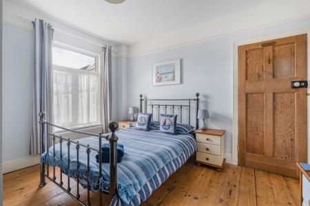 27 Bedroom