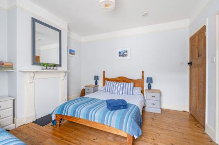 26 Bedroom