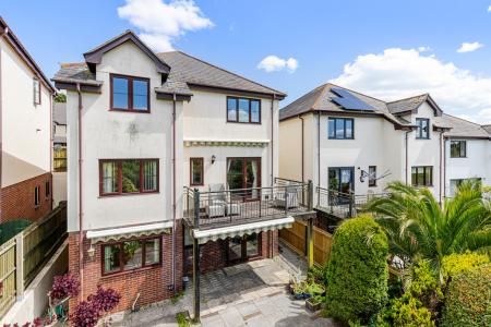 6 Paved Terrace