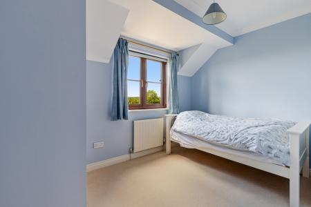 16 Bedroom