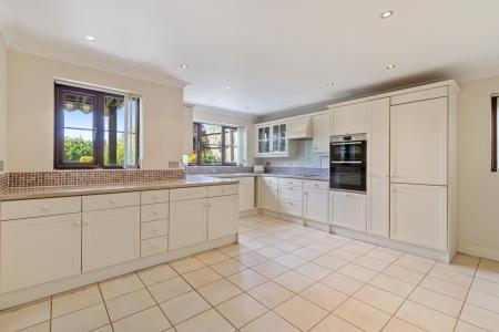 11 Dining Room
