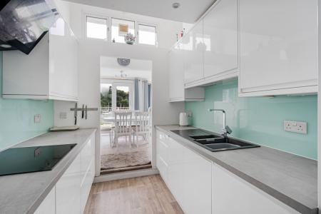 28 Kitchen