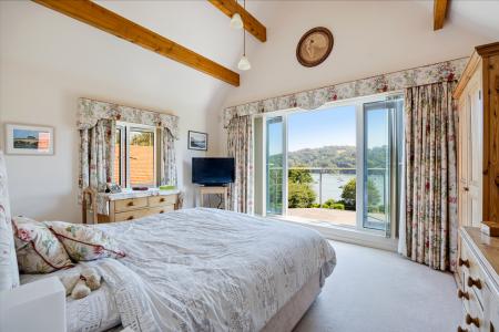 A44 - Fairholme Rive