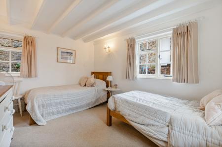 19 Bedroom