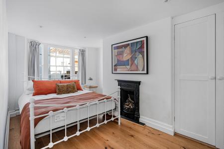 30 Bedroom