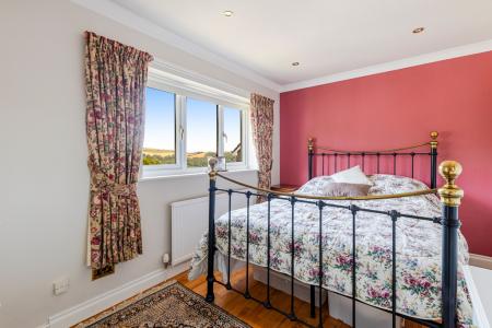19 Bedroom