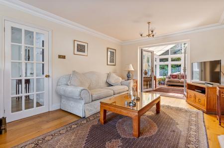 16 Sitting Room