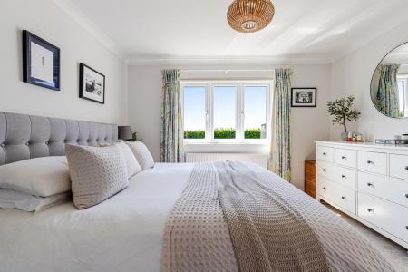 17 Bedroom
