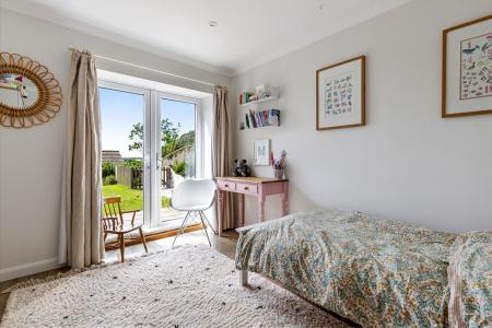 15 Study Bedroom