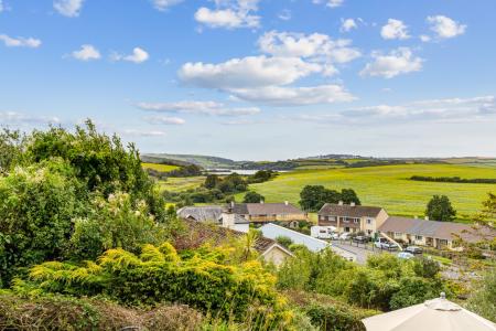 A13 - The Knowle, We