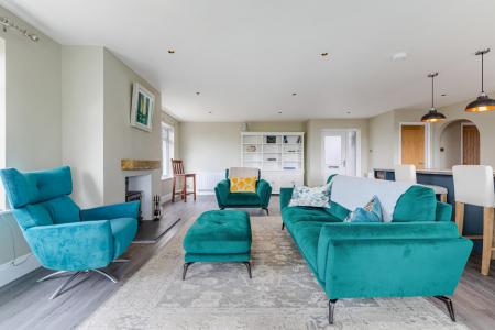 A19 - 1 Wingfield Th