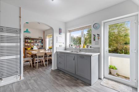 A18 - 2 Woodlands, C