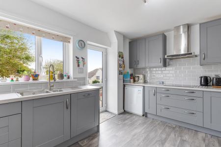 A19 - 2 Woodlands, C