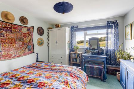 A23 - 3 Crispin Road