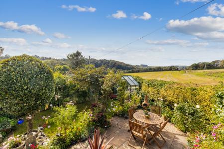 A07 - 3 Crispin Road