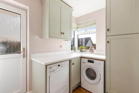 A10 - Holbrook Farm,