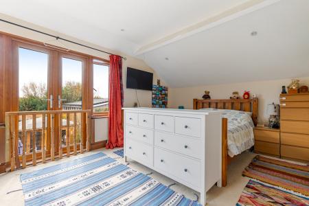 A17 - Bay Tree Cotta