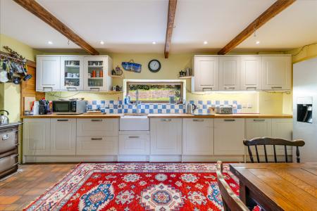 A12 - Bay Tree Cotta