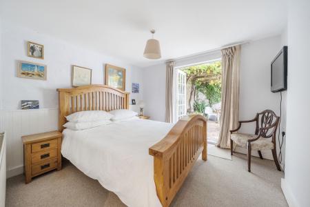 1362100-11-68e64c2b6