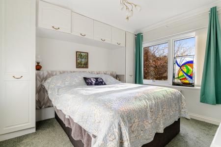 A24 - Embankment Rd,