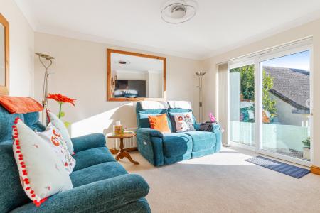 A10 - 3 Ashwood Clos