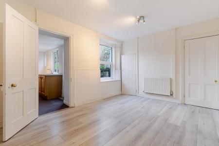 A15 - 1 Church Cotta