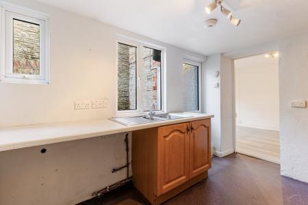 A13 - 1 Church Cotta