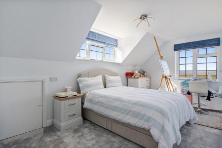 A27 - Westow Lodge C