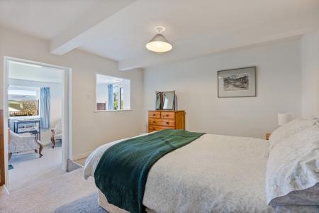 A22 - 13 Hillside Dr