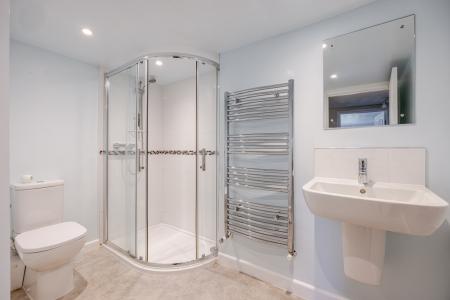 A26 - 13 Hillside Dr