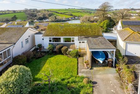 A01 - 13 Hillside Dr