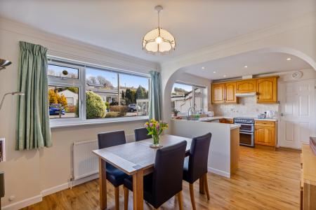 A17 - 13 Hillside Dr