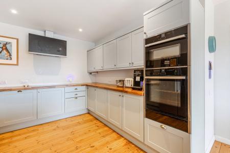 A12 - Nimrod Kiln La