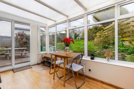 A11 - 25 Coombe Mead