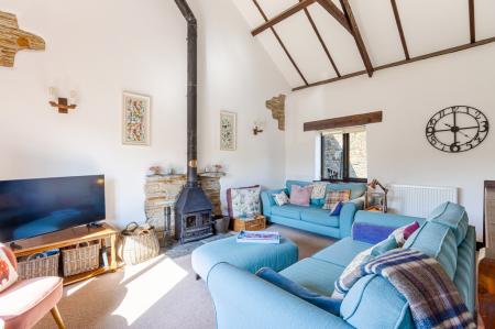 A05 - 4 Meadow Court