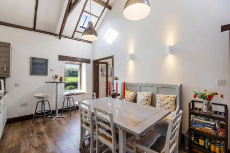 A09 - 4 Meadow Court