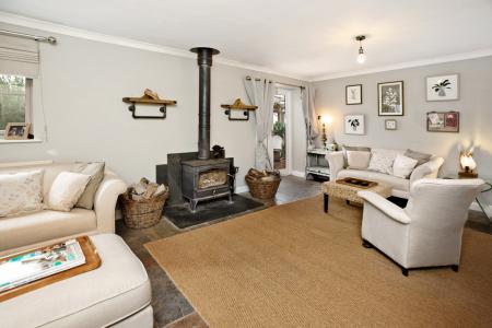 3NorthUptonBarns2024