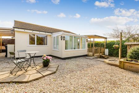 A12 - 10 Coombe Mead