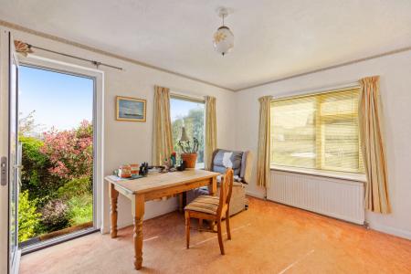 A11 - 22 Glebeland C