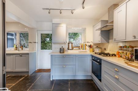 A17 - Flat 1 The Cap