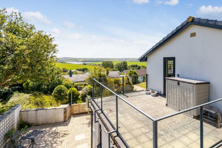 A11 - Ridge House We
