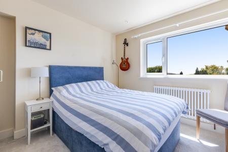 A32 - Ridge House We