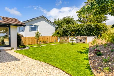 A08 - Ridge House We