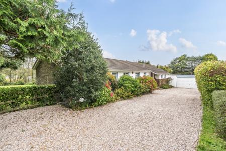 1364816-2-68e900d169