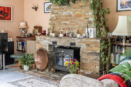 1364816-7-68e935154f