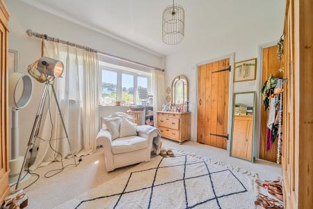 1334464-29-689399f27