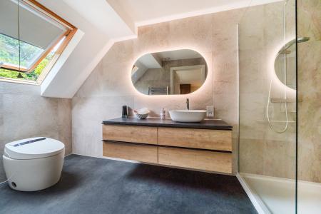 1328747-3-68824e4906