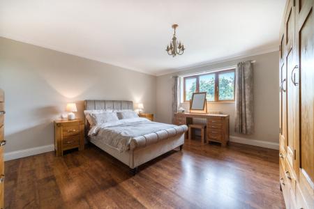 1328747-43-68824d849